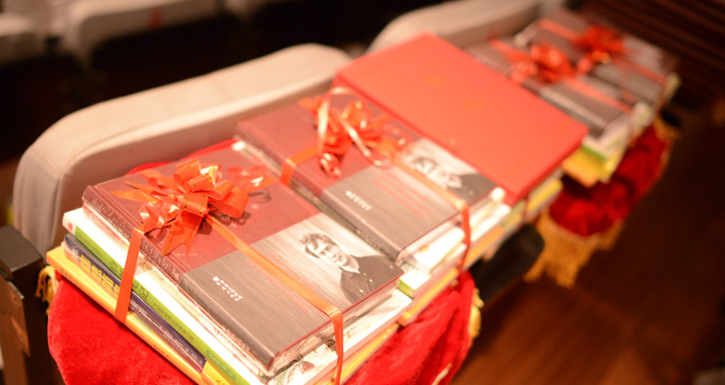 第九屆文津圖書獎(jiǎng)獲獎(jiǎng)圖書展示