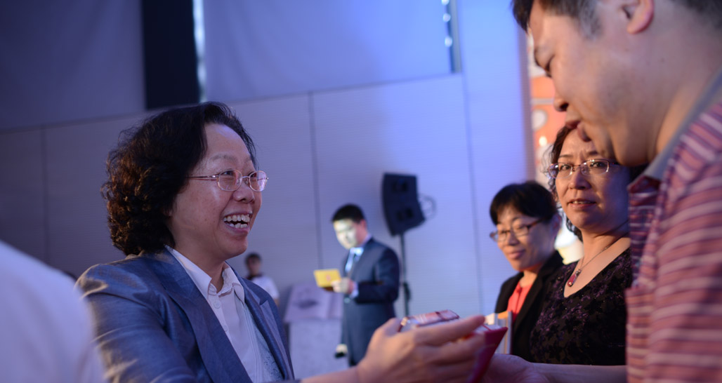 第九屆文津圖書獎(jiǎng)?lì)C獎(jiǎng)現(xiàn)場(chǎng)