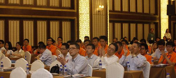 金融衍生品市場人才培養(yǎng)交流會(huì)現(xiàn)場氣氛熱烈