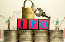 鼓勵持股滿三年的原有股東將部分老股向投資者轉(zhuǎn)讓，轉(zhuǎn)讓后，公司實際控制人不得發(fā)生變更。

 　　嘉實財富管理有限公司財富管理總監(jiān)吳妙娟：老股轉(zhuǎn)讓也是一個亮點，而不是像以前僅僅是發(fā)行新股。對股價做出穩(wěn)定的要求，對中小投資者利益有比較好的保護作用。