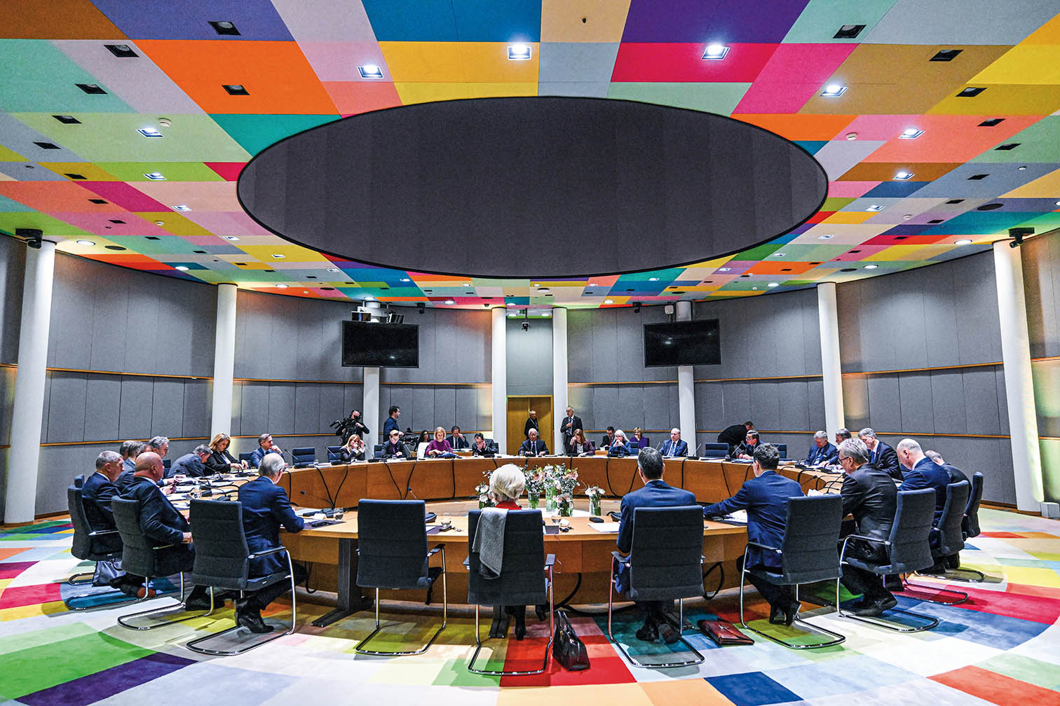 面對(duì)內(nèi)部沖擊，同盟體系何去何從？