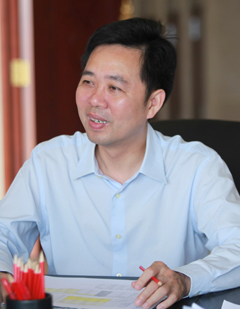 弘陽(yáng)集團(tuán)董事長(zhǎng)、總裁曾煥沙