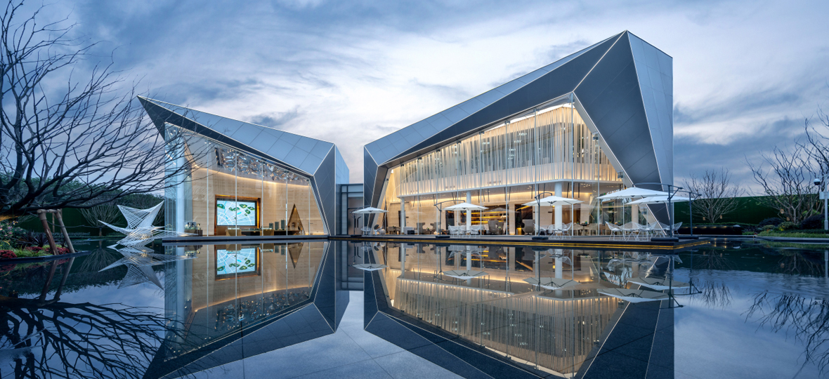 2019年是中國奧園發(fā)展史上一個重要里程碑，奮進新時代，筑夢新奧園。積極履行企業(yè)應承擔的社會責任，為客戶乃至社會&ldquo;構筑健康生活&rdquo;。