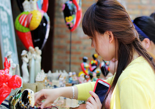 數(shù)碼模特珊珊帶你走798藝術區(qū)