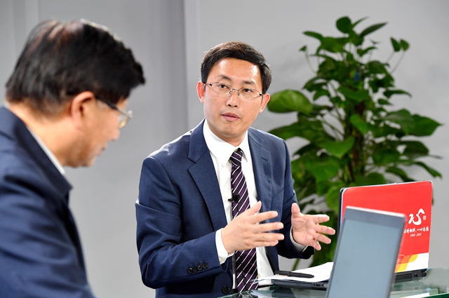 繼往不平凡，珍惜五年奮進所取得的成就、經(jīng)驗