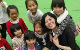 &ldquo;我可以叫你媽媽嗎？&rdquo;&mdash;&mdash;一位基層女代表和她的希望小學(xué)