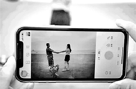 愛，是一個個無可替代日子的積累&mdash;&mdash;軍戀不易，唯你美好