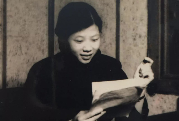 普通話推廣的重要時期，讀音以電臺為準(zhǔn)，播音員崗位責(zé)任重大，必須以身作則，多問出處。