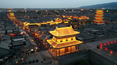 不夜&ldquo;鳳凰城&rdquo;