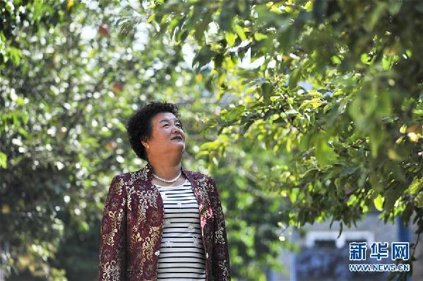 (十九大代表風(fēng)采·圖文互動(dòng))(1)“農(nóng)民”李元敏:打造村民引以為豪的新“蓋買”