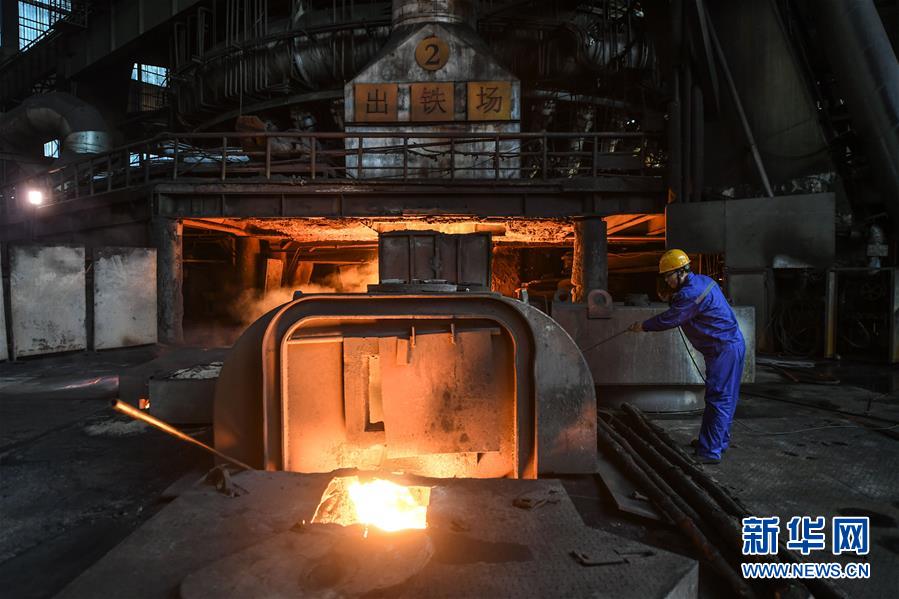 (“奮進(jìn)新時(shí)代”特別報(bào)道·圖文互動(dòng))(1)新時(shí)代 新氣象 新作為——學(xué)習(xí)貫徹落實(shí)黨的十九大精神“基層調(diào)研行”綜述