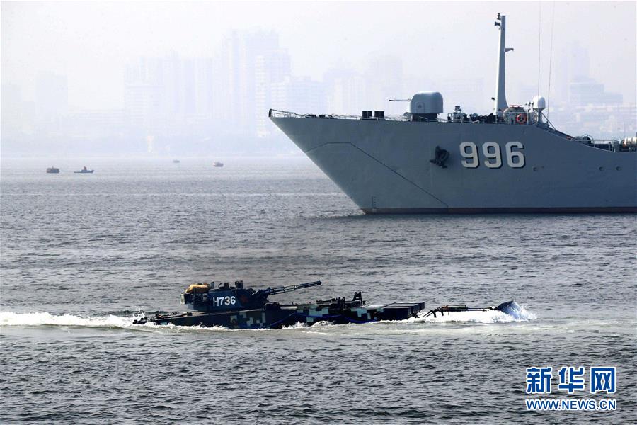 （新華全媒頭條&middot;圖文互動(dòng)）（7）備戰(zhàn)踏上新起點(diǎn)，練兵展現(xiàn)新氣象&mdash;&mdash;2018中國(guó)軍隊(duì)新年開(kāi)訓(xùn)全景大掃描