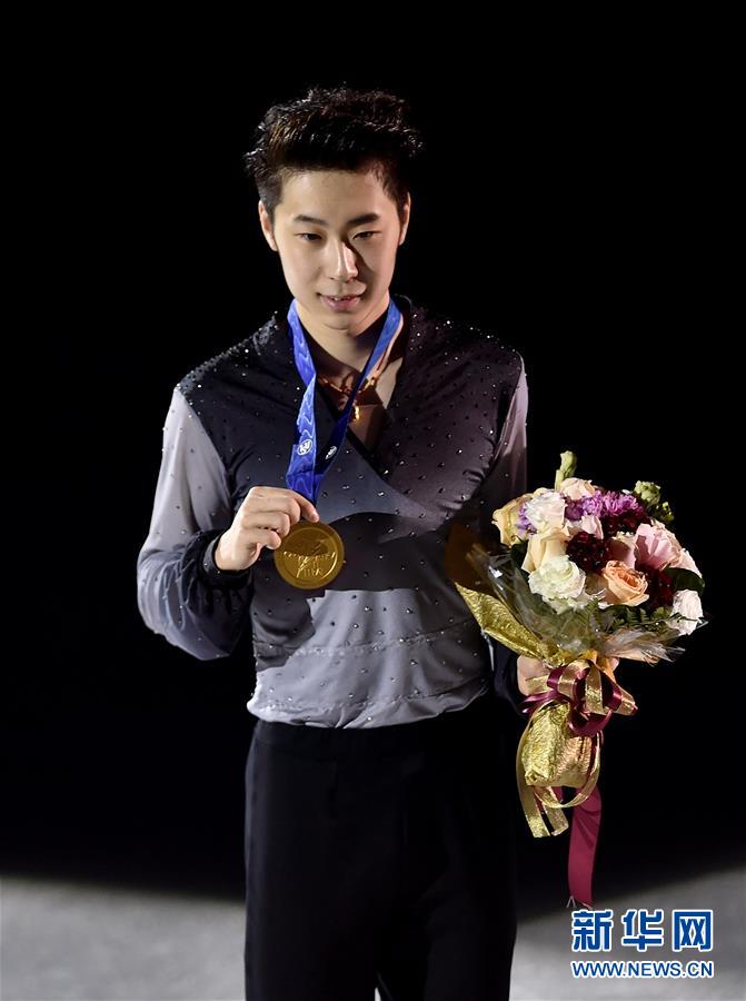 (新華全媒頭條·圖文互動(dòng))(7)同筑冰雪強(qiáng)國(guó)夢(mèng)——寫(xiě)在中國(guó)冬奧健兒出征前夕