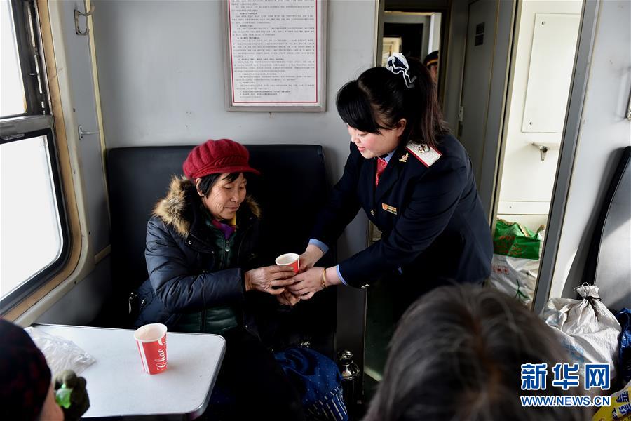 （社會(huì)）（4）呂梁山上的&ldquo;慢火車&rdquo;