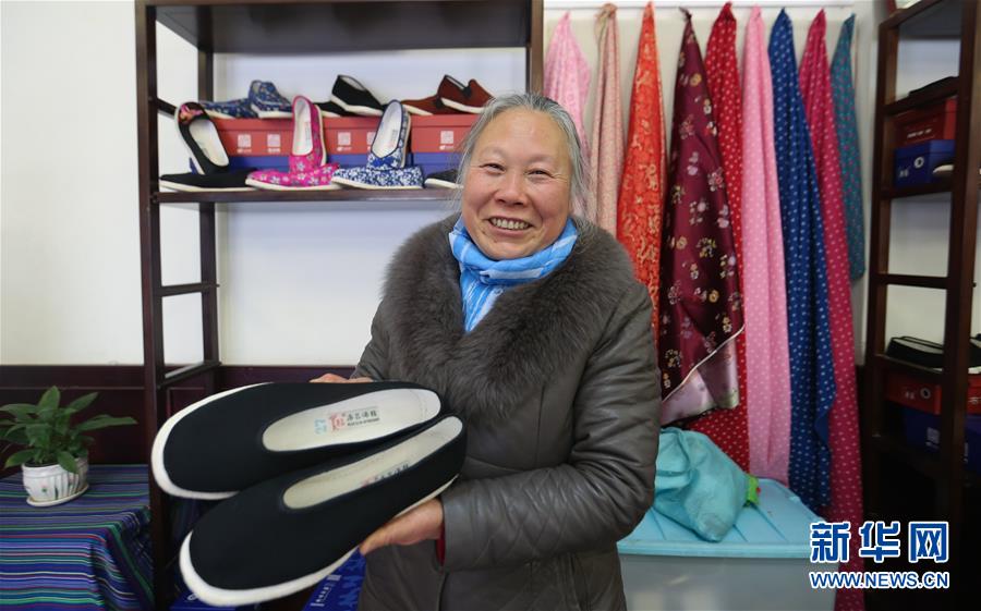 (新媒體專線)(8)我們對(duì)美好生活更加充滿信心——習(xí)近平總書記春節(jié)前夕赴四川看望慰問(wèn)回訪記