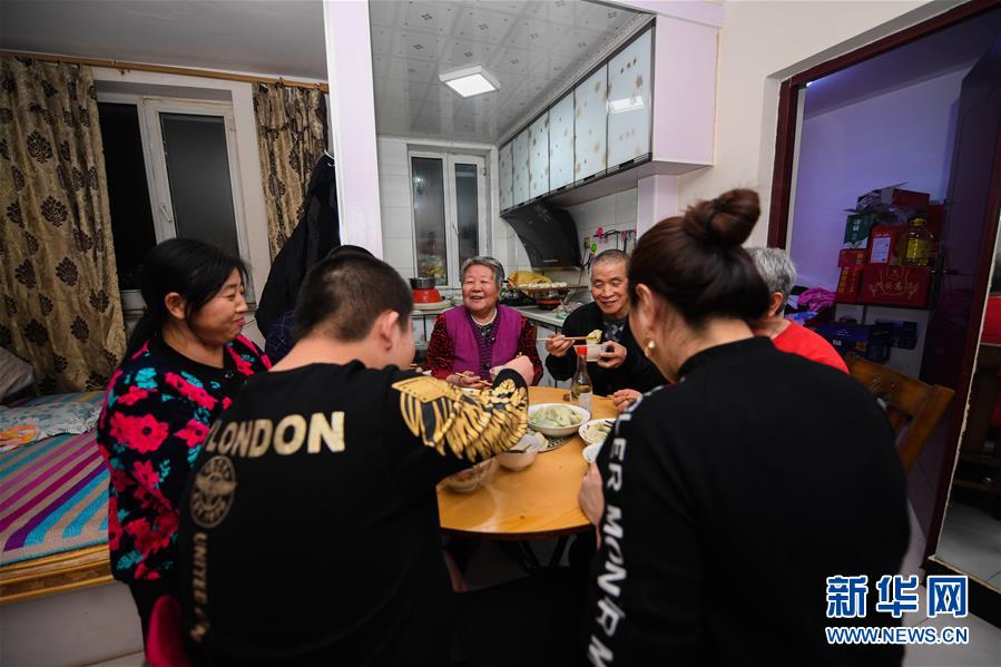 (新華全媒頭條·圖文互動)(4)行程萬里 人民至上——習近平總書記春節(jié)考察足跡回訪