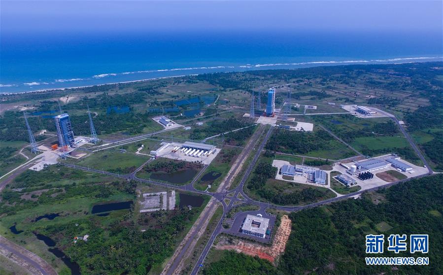 (新華全媒頭條·潮起海之南·圖文互動)(6)春潮拍岸千帆進——海南特區(qū)改革開放30年紀實