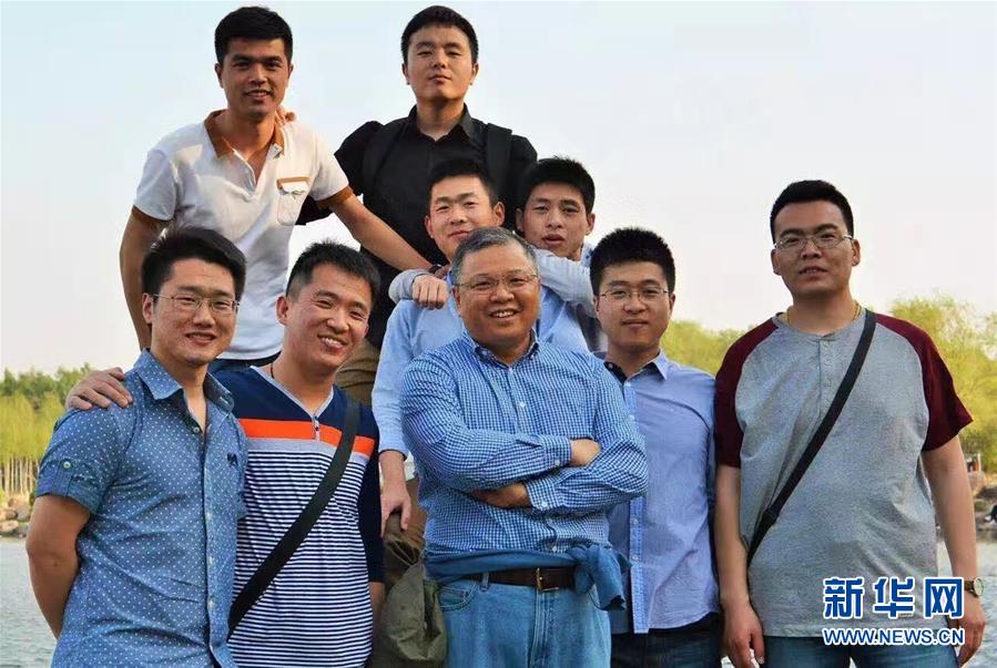 （新華全媒頭條&middot;圖文互動）（5）挺起新時(shí)代的精神脊梁&mdash;&mdash;寫在中國共產(chǎn)黨成立97周年之際