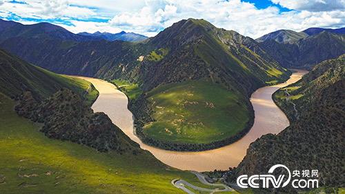 萬(wàn)里長(zhǎng)江第一灣就在這支管護(hù)隊(duì)的巡護(hù)區(qū)內(nèi)。