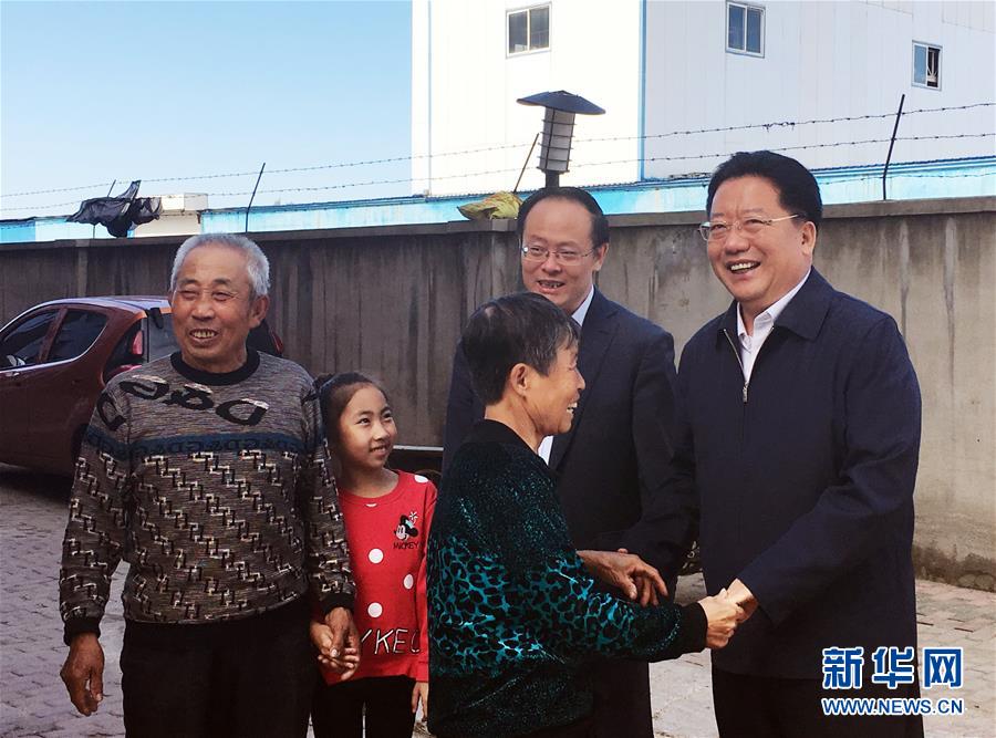 （新時(shí)代擔(dān)當(dāng)作為典型風(fēng)采&middot;圖文互動）（3）李士偉：以實(shí)干擔(dān)當(dāng) 向難題沖鋒