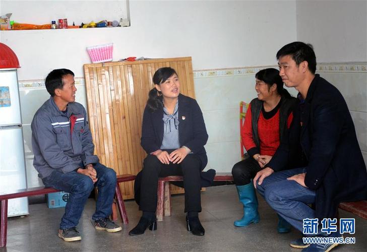 （新時(shí)代擔(dān)當(dāng)作為典型風(fēng)采&middot;圖文互動(dòng)）（3）梁金華：為民辦事就是自己最大的價(jià)值 