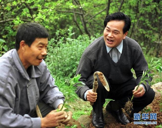 （改革先鋒風(fēng)采&middot;圖文互動(dòng)）（1）&ldquo;三峽之子&rdquo;冉紹之：做事老老實(shí)實(shí)，做人堂堂正正