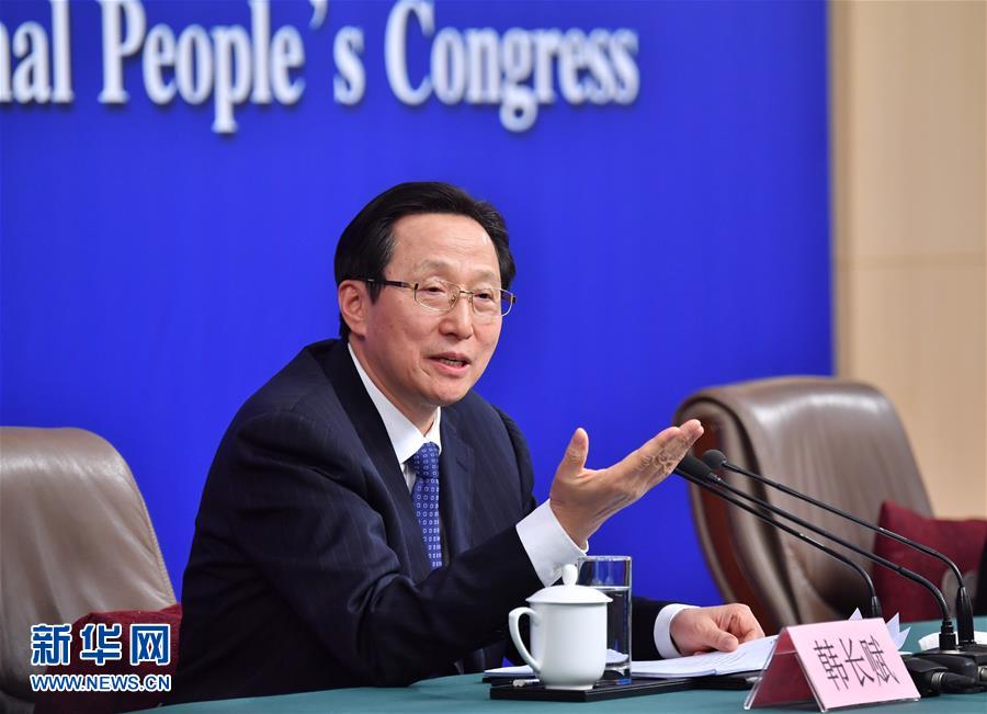 （兩會(huì)&middot;XHDW）（2）農(nóng)業(yè)部部長(zhǎng)韓長(zhǎng)賦等就&ldquo;實(shí)施鄉(xiāng)村振興戰(zhàn)略 推動(dòng)農(nóng)業(yè)轉(zhuǎn)型升級(jí)&rdquo;答記者問(wèn)