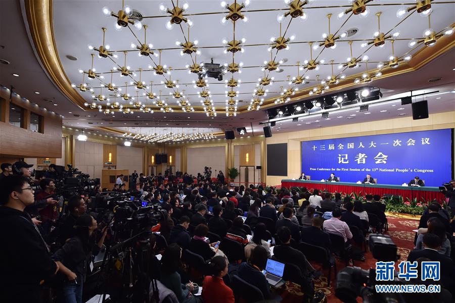 （兩會&middot;XHDW）（2）國務院國資委主任肖亞慶等就&ldquo;國有企業(yè)改革發(fā)展&rdquo;答記者問