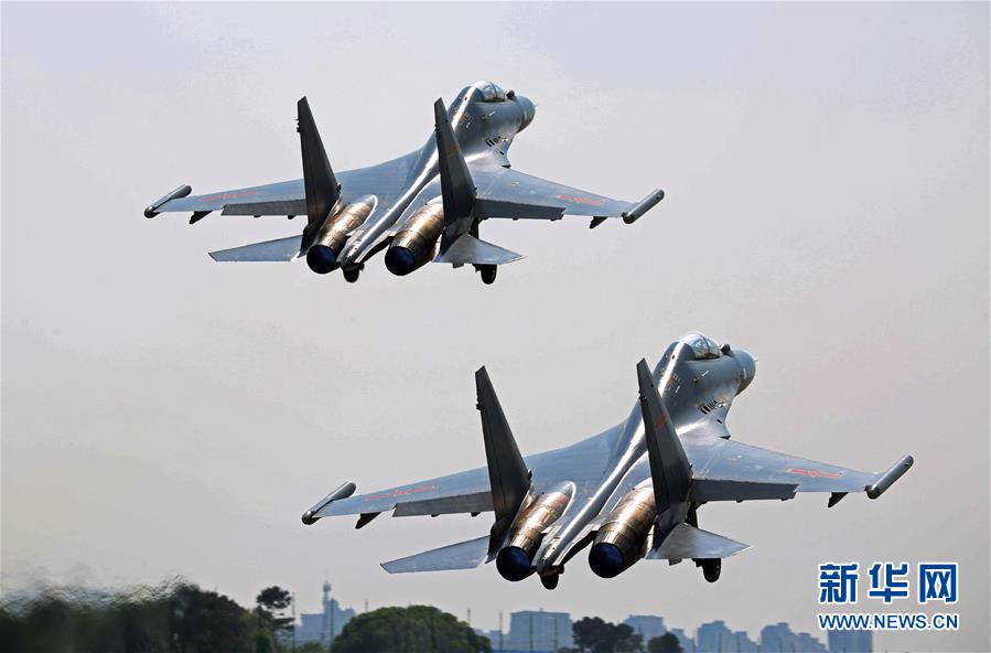 （新華全媒頭條&middot;圖文互動(dòng)）（5）戰(zhàn)鷹，為祖國(guó)奮飛&mdash;&mdash;記空軍航空兵某旅旅長(zhǎng)、特級(jí)飛行員郝井文