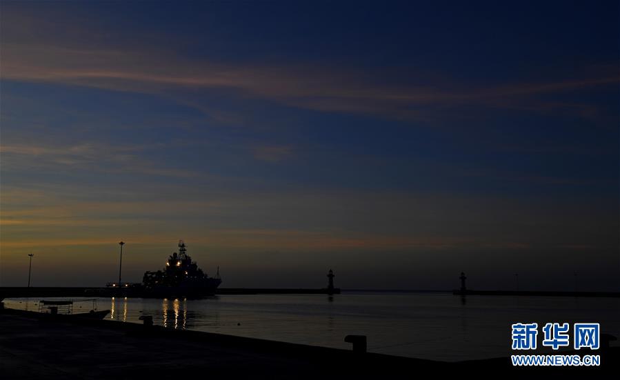 （新春走基層&middot;圖文互動）（6）&ldquo;南海救115&rdquo;輪的新年值守