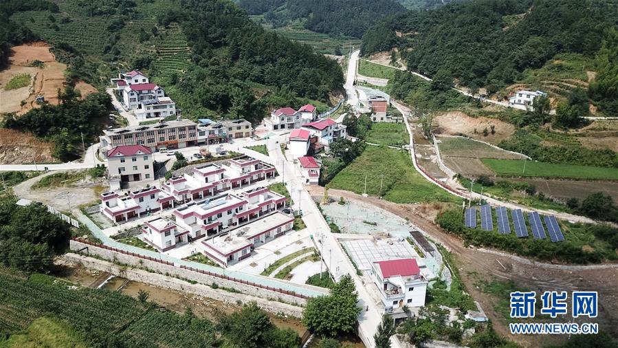 （兩會(huì)前夕看落實(shí)&middot;圖文互動(dòng)）（4）踐行&ldquo;三嚴(yán)三實(shí)&rdquo; 譜寫改革新篇&mdash;&mdash;安徽落實(shí)習(xí)近平總書記全國兩會(huì)重要講話精神紀(jì)實(shí)