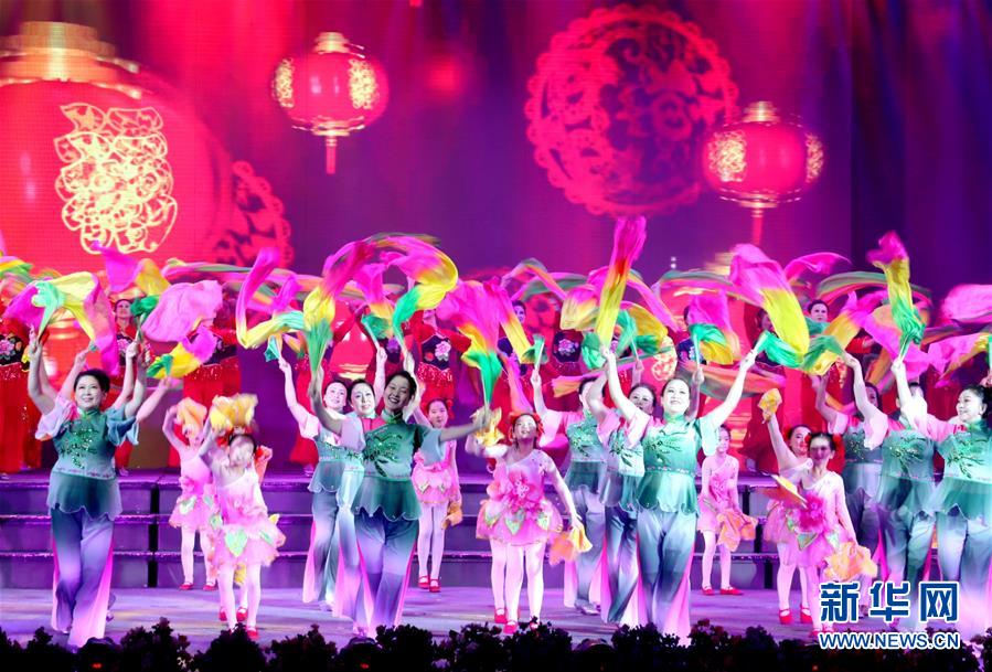 （在習近平新時代中國特色社會主義思想指引下&mdash;&mdash;新時代新作為新篇章&middot;圖文互動）（2）歡樂的&ldquo;精氣神兒&rdquo;從哪來？&mdash;&mdash;&ldquo;東北小延安&rdquo;用&ldquo;文化密鑰&rdquo;解鎖基層治理