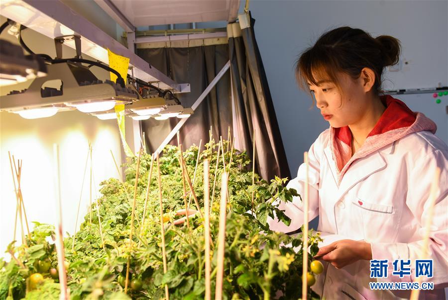 (兩會前夕看落實(shí)·圖文互動(dòng))(5)在高質(zhì)量發(fā)展的探索中奮進(jìn)——內(nèi)蒙古落實(shí)習(xí)近平總書記全國兩會重要講話精神紀(jì)實(shí)