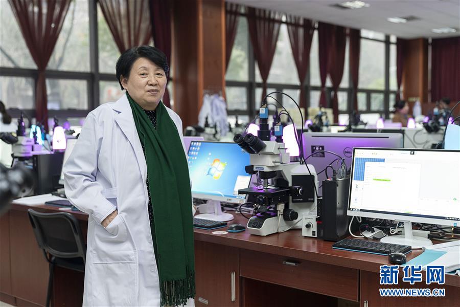 (愛國(guó)情 奮斗者·圖文互動(dòng))(4)海歸博士孫小蓉:用“蘭丁”助婦女遠(yuǎn)離宮頸癌陰影