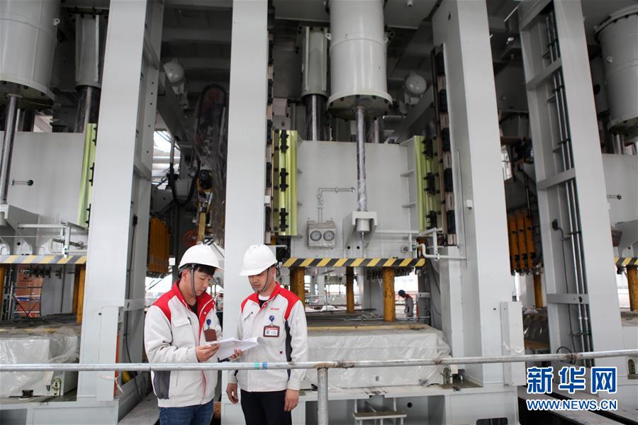 (新華全媒頭條·首季經(jīng)濟(jì)觀察·圖文互動(dòng))(8)經(jīng)濟(jì)運(yùn)行平穩(wěn)開(kāi)局 高質(zhì)量發(fā)展勢(shì)頭良好——2019年中國(guó)經(jīng)濟(jì)首季觀察