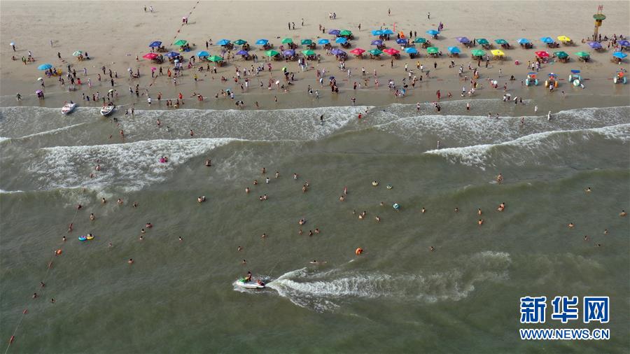 （壯麗70年 奮斗新時(shí)代&mdash;&mdash;推動(dòng)高質(zhì)量發(fā)展調(diào)研行&middot;圖文互動(dòng)）（3）近海能看鯨魚白海豚，廣西這片濱海旅游勝地啥來頭？