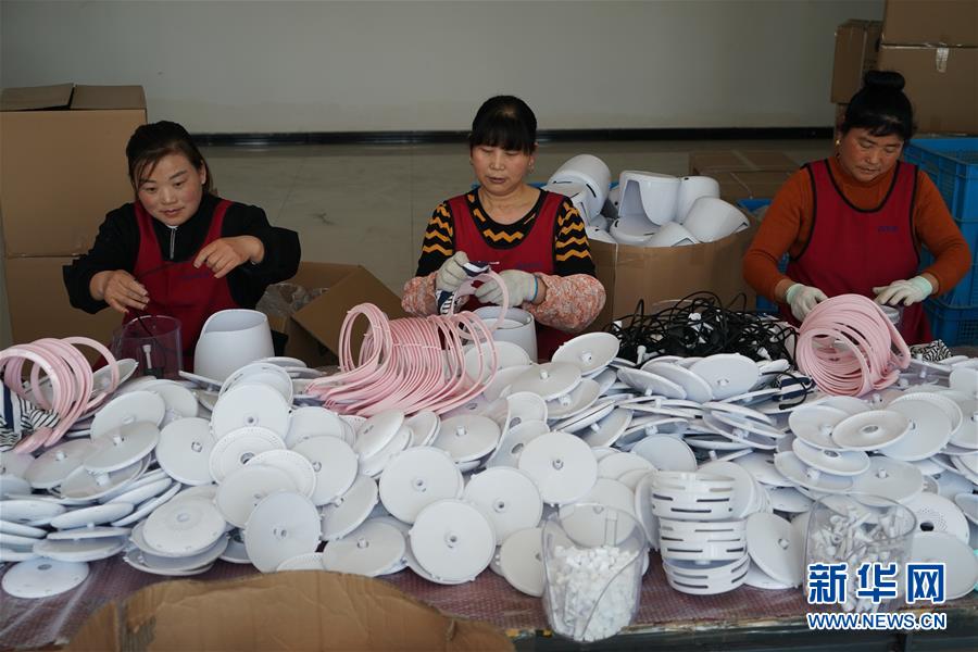 (壯麗70年·奮斗新時代·圖文互動)(13)江蘇耿車:從“廢塑加工場”到“創(chuàng)業(yè)夢工廠”