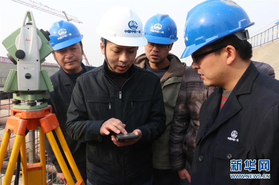 (新華全媒頭條·圖文互動)(5)讓奮斗成為人生最亮麗的底色——寫在2019年“五一”國際勞動節(jié)到來之際