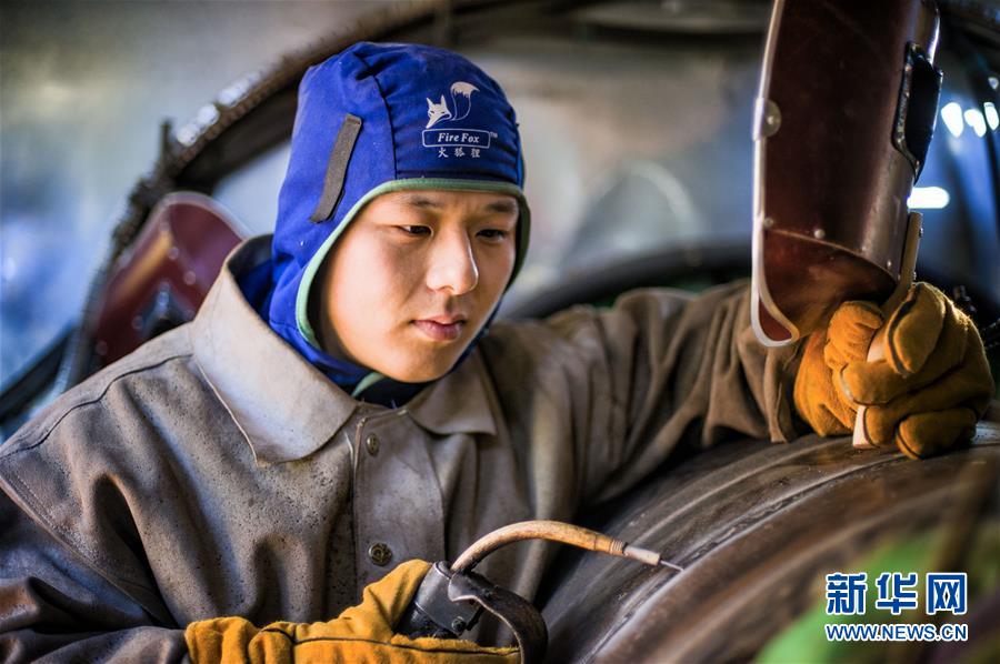 （新華全媒頭條&middot;愛國情 奮斗者&middot;圖文互動(dòng)）（3）以青春之我，創(chuàng)青春中國&mdash;&mdash;寫在五四運(yùn)動(dòng)100周年之際