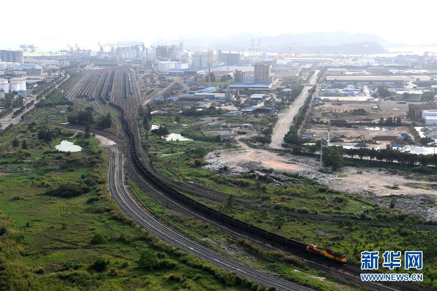 (壯麗70年·奮斗新時(shí)代·圖文互動)(2)廣西:傾力打造“一帶一路”有機(jī)銜接的重要門戶