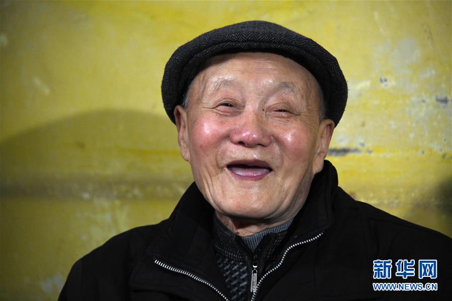 （新華全媒頭條&middot;圖文互動）（1）鍛造領(lǐng)航復(fù)興的中流砥柱&mdash;&mdash;寫在&ldquo;不忘初心、牢記使命&rdquo;主題教育即將啟動之際