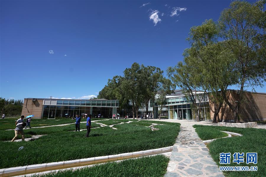 （在習(xí)近平新時(shí)代中國(guó)特色社會(huì)主義思想指引下&mdash;&mdash;新時(shí)代新作為新篇章&middot;圖文互動(dòng)）（13）從世園會(huì)&ldquo;看&rdquo;中國(guó)綠色發(fā)展之路&mdash;&mdash;寫在北京世園會(huì)&ldquo;中國(guó)國(guó)家館日&rdquo;到來(lái)之際