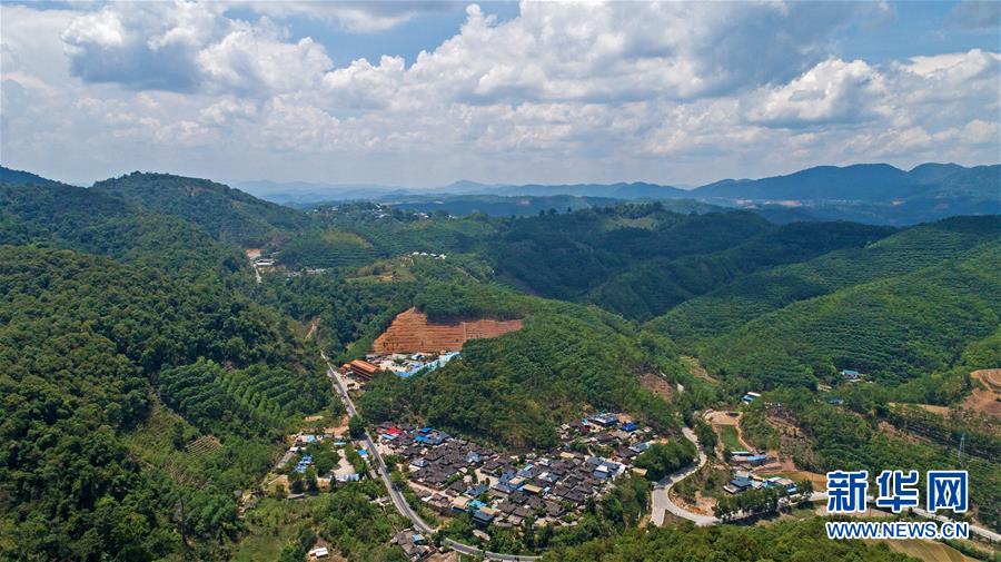 （圖文互動(dòng)）（1）從&ldquo;最后定族&rdquo;到&ldquo;率先脫貧&rdquo;&mdash;&mdash;我國第56個(gè)民族基諾族脫貧記事