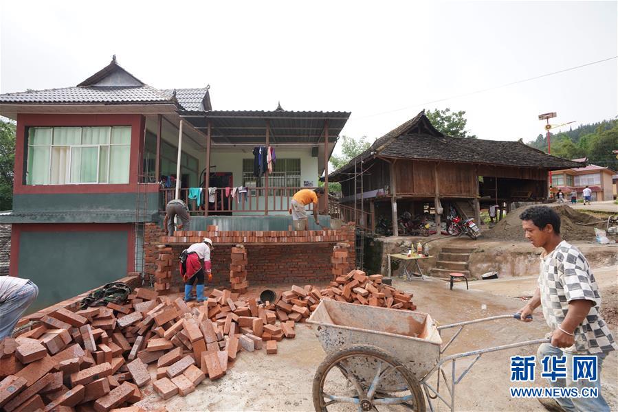 （直過民族脫貧攻堅(jiān)&middot;圖文互動）（3）&ldquo;人類童年&middot;西盟佤部落&rdquo;成長記