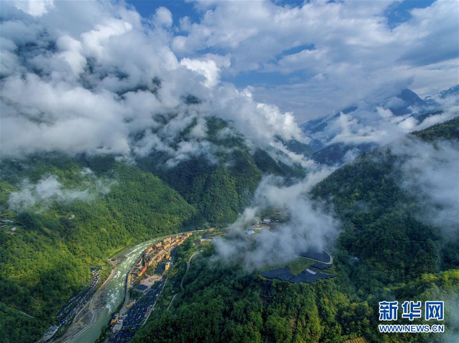 （直過民族脫貧攻堅&middot;圖文互動）（2）滿目青山變成&ldquo;綠色銀行&rdquo;&mdash;&mdash;我國獨(dú)龍族人民走出綠色脫貧之路