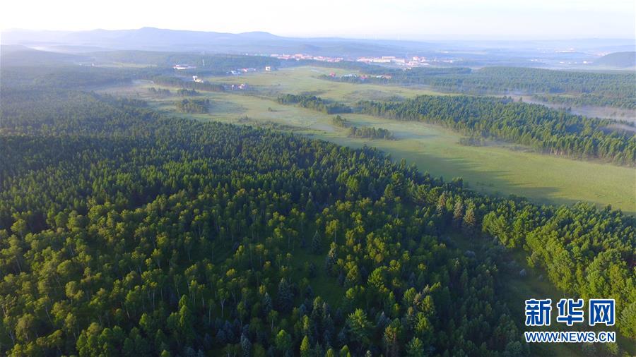 （新華全媒頭條&middot;圖文互動(dòng)）（12）不忘初心使命 永立時(shí)代潮頭&mdash;&mdash;寫在中國共產(chǎn)黨成立98周年之際