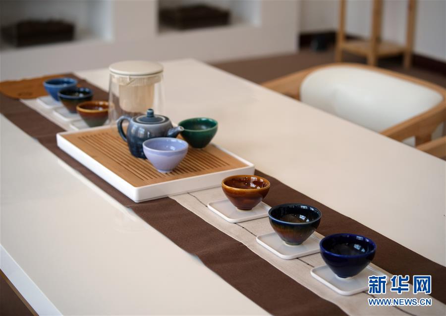 （愛(ài)國(guó)情 奮斗者&middot;圖文互動(dòng)）（2）池建義團(tuán)隊(duì)：把論文寫(xiě)在產(chǎn)品上