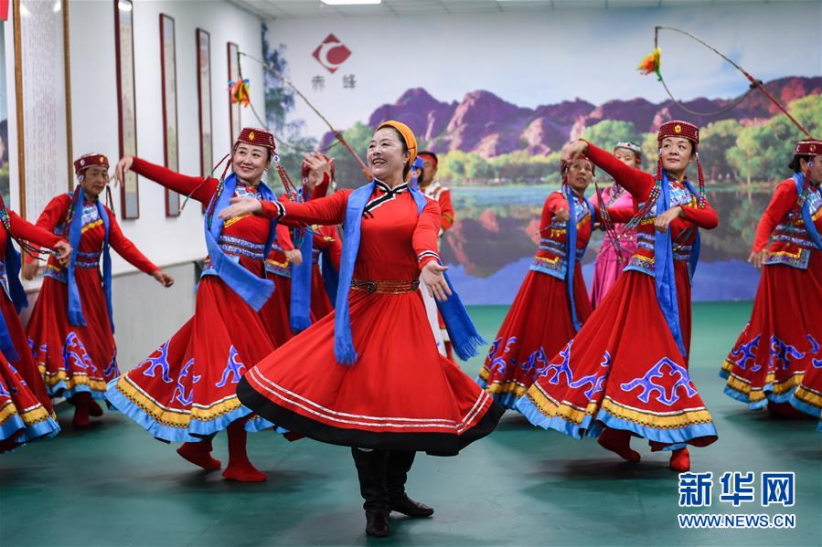 （新華全媒頭條&middot;圖文互動(dòng)）（1）心系北疆　情滿草原&mdash;&mdash;習(xí)近平總書(shū)記考察內(nèi)蒙古回訪記