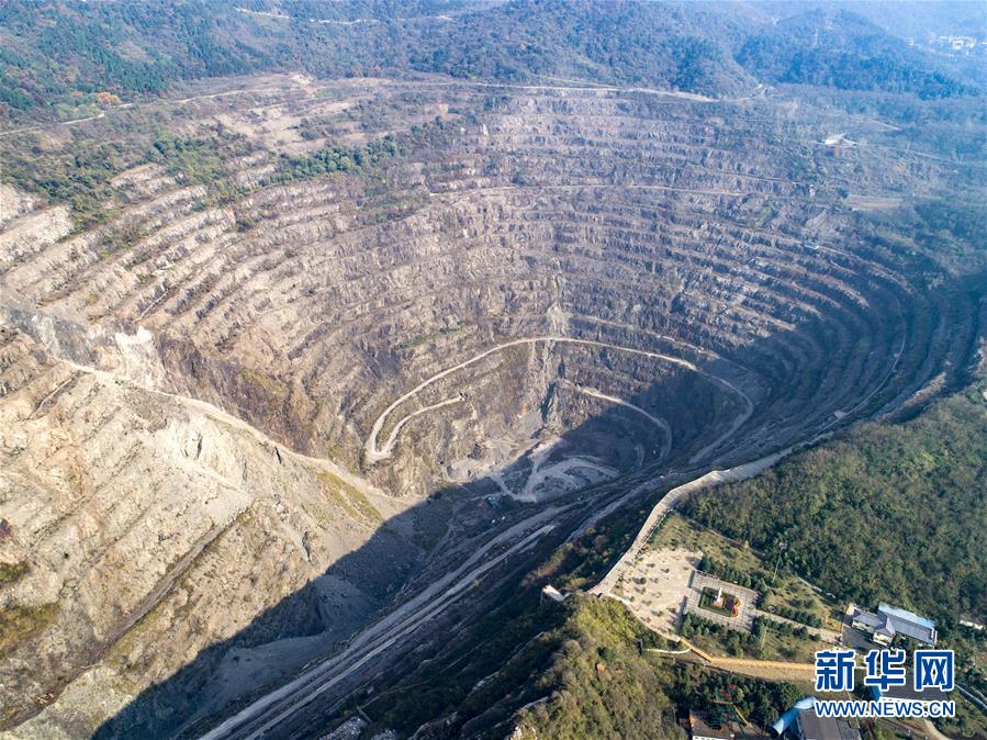 （壯麗70年&middot;奮斗新時(shí)代&mdash;&mdash;共和國發(fā)展成就巡禮&middot;圖文互動(dòng)）（2）潮涌楚天闊&mdash;&mdash;湖北砥礪奮進(jìn)70年譜寫高質(zhì)量發(fā)展華章