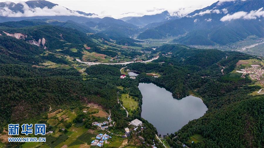 （壯麗70年&middot;奮斗新時(shí)代&mdash;&mdash;記者再走長(zhǎng)征路&middot;圖文互動(dòng)）（1）彝海結(jié)盟后，掩護(hù)紅軍旗的5400天&mdash;&mdash;鮮為人知的彝家護(hù)旗故事